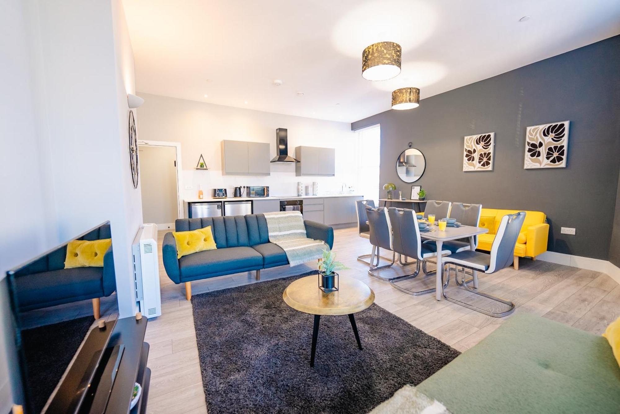 Luxury Spacious 2-Bed & High Ceiling Cardiff Exterior photo